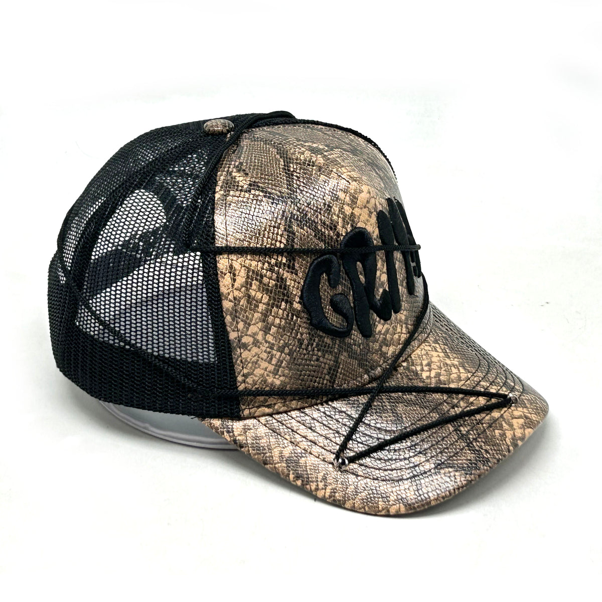 "SNAKE SKIN" Natural/Black Cap