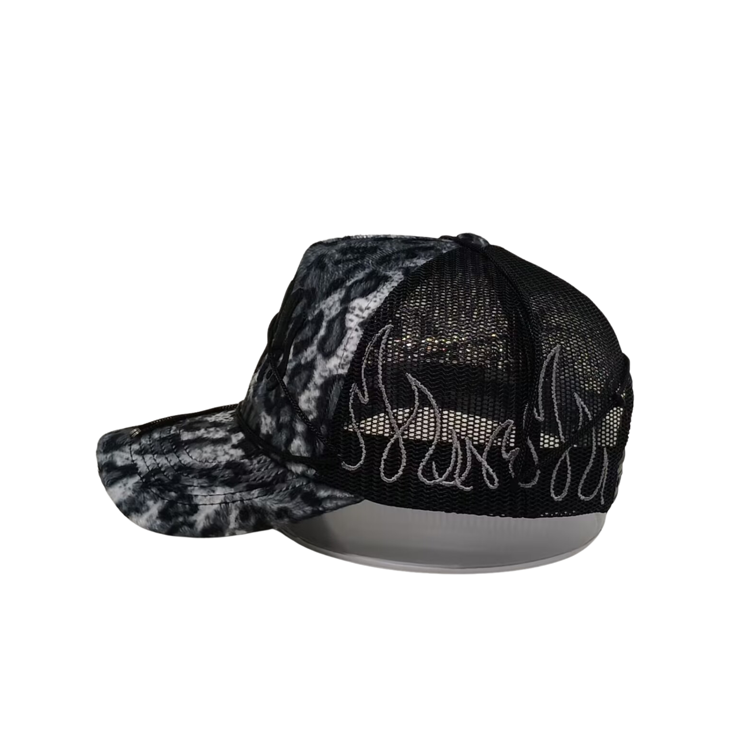 "LEOPARD" Black/White Cap