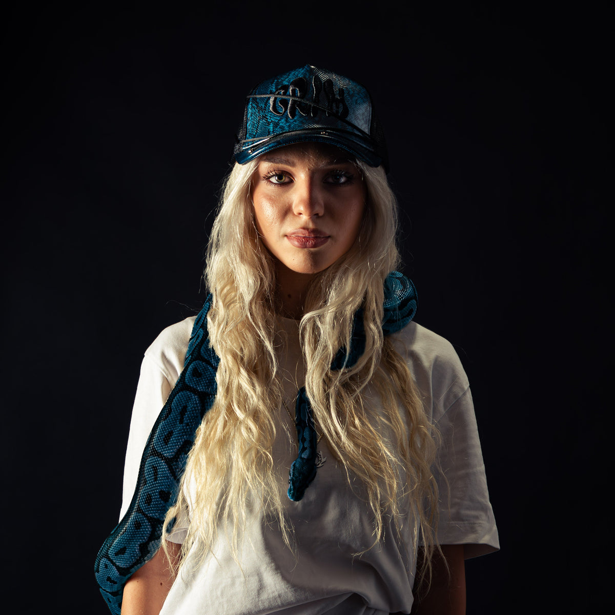 "SNAKE SKIN" Blue/Black Cap